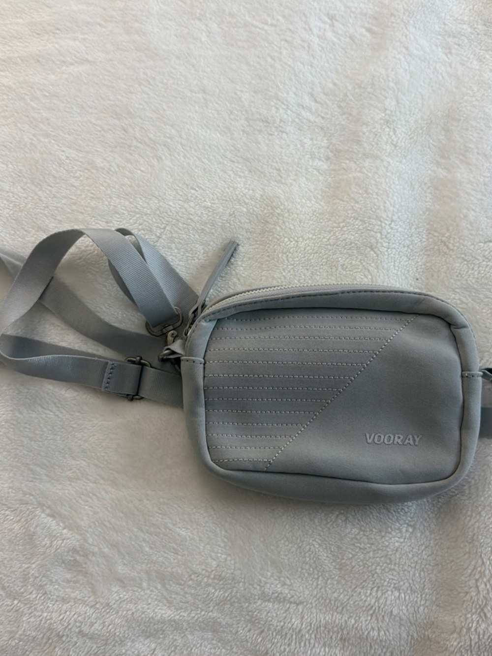 Vooray Women's Light Gray Crossbody Bag